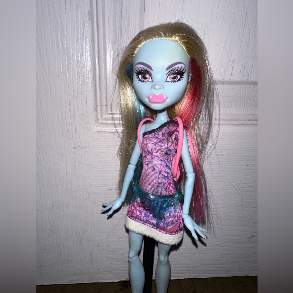 Mattel Monster High Scaris City of Frights Abbey Bominable Doll